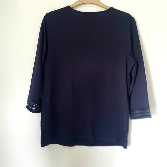 NWOT* Navy Blue Crew Neck Top Crocheted Accent Trim 3/4 sleeve Nautical Basic - Picture 4 of 9